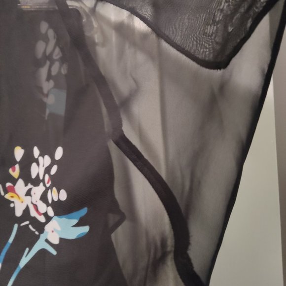 Laura Petite XS black see through top with lining. - Picture 2 of 8